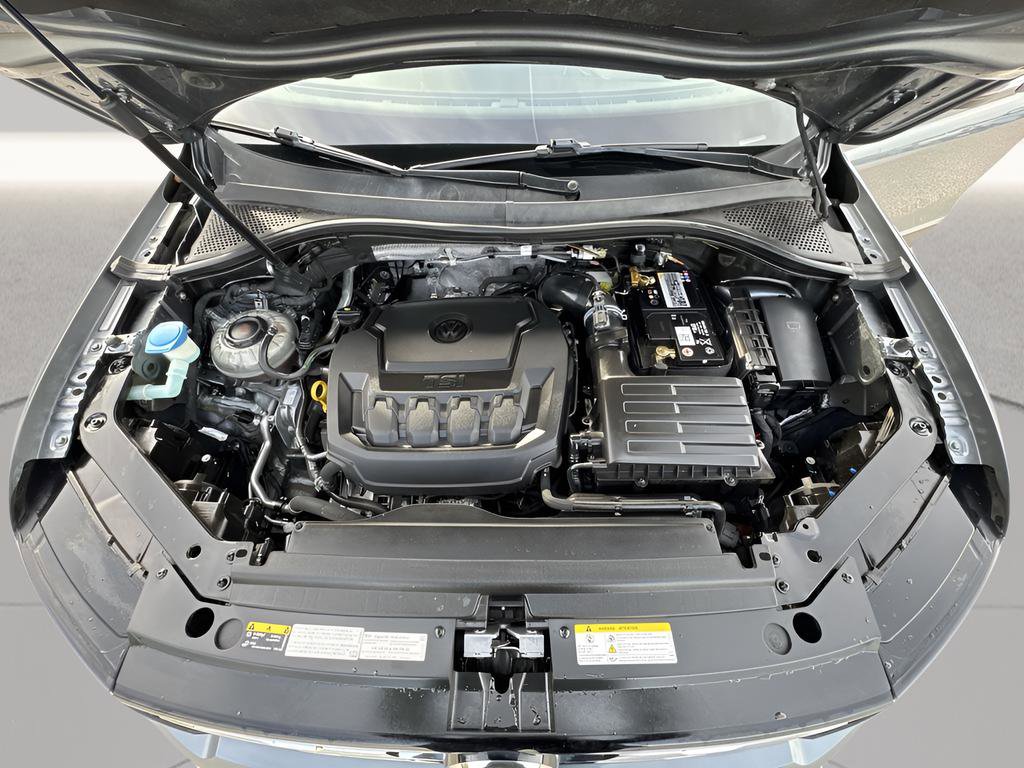 Used 2021 Volkswagen Tiguan SE image 17