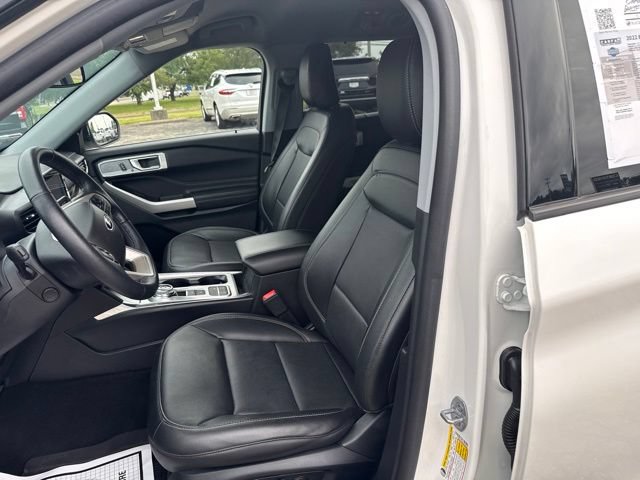 Used 2022 Ford Explorer Limited w/ Equipment Group 301A RWD image 26