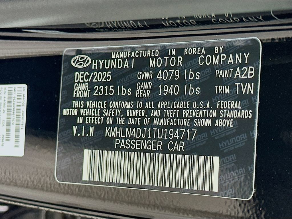 New 2026 Hyundai Elantra Limited FWD image 23