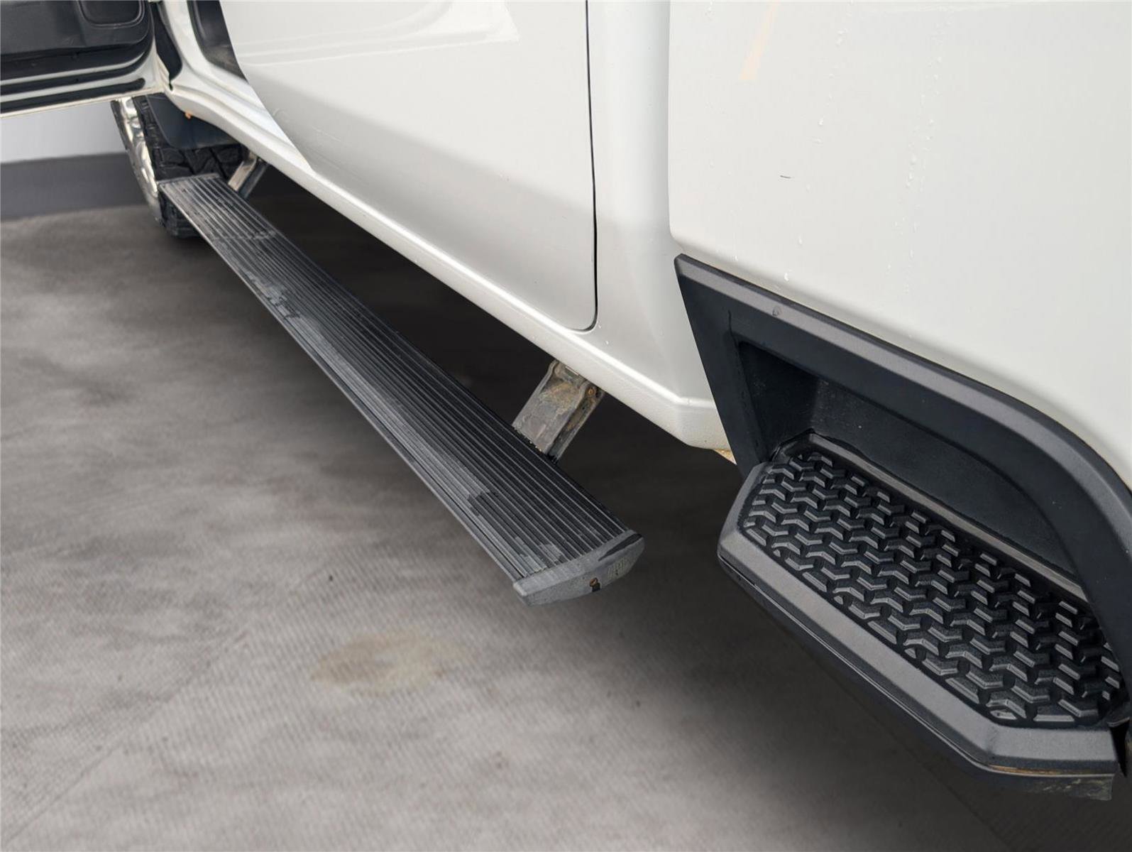 Used 2020 Chevrolet Silverado 2500 LTZ w/ LTZ Convenience Package image 12