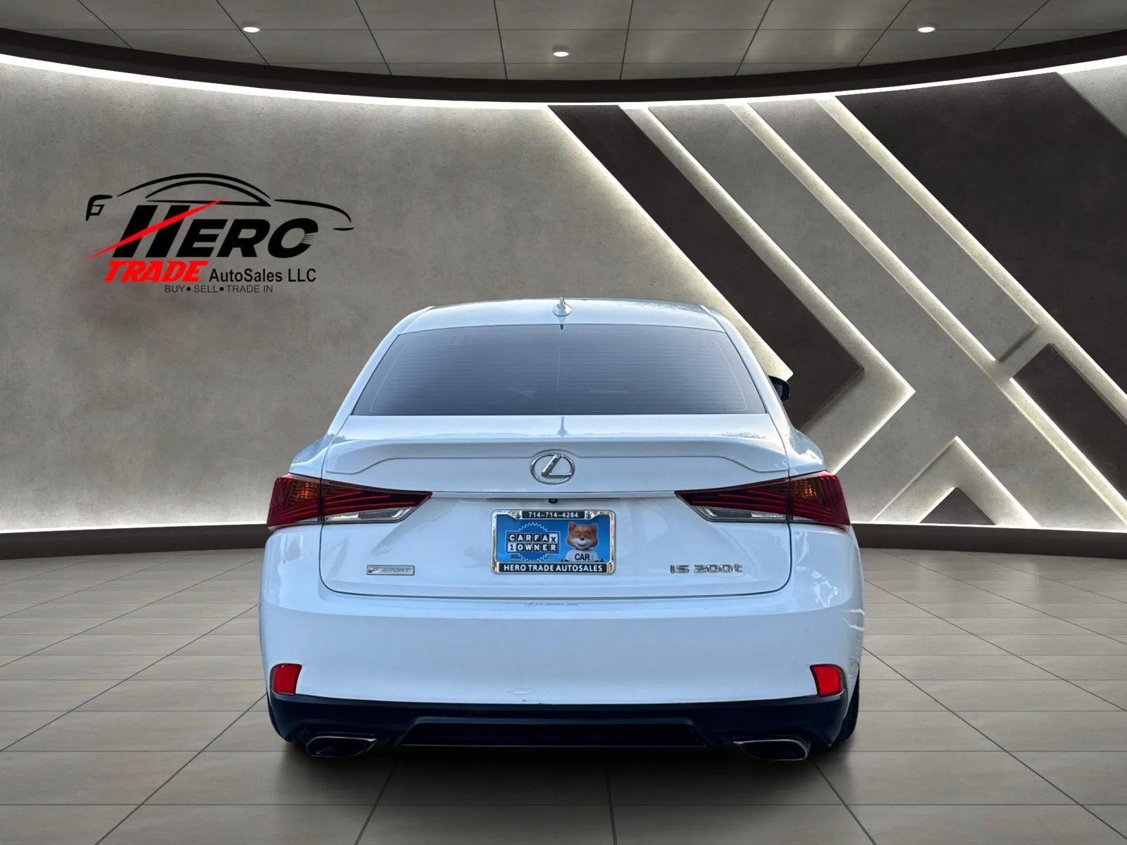 Used 2017 Lexus IS 200t F Sport w/ F Sport Package RWD image 5