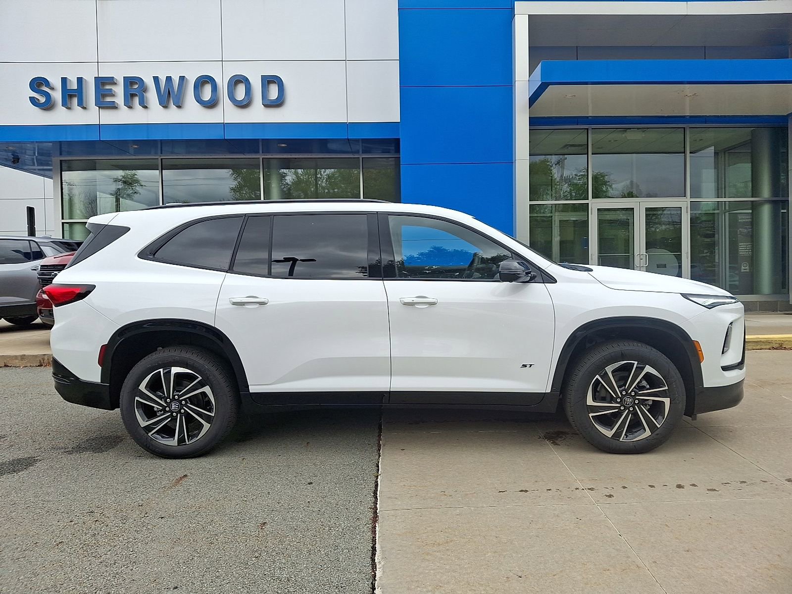 New 2026 Buick Enclave Sport Touring w/ Power Package image 7