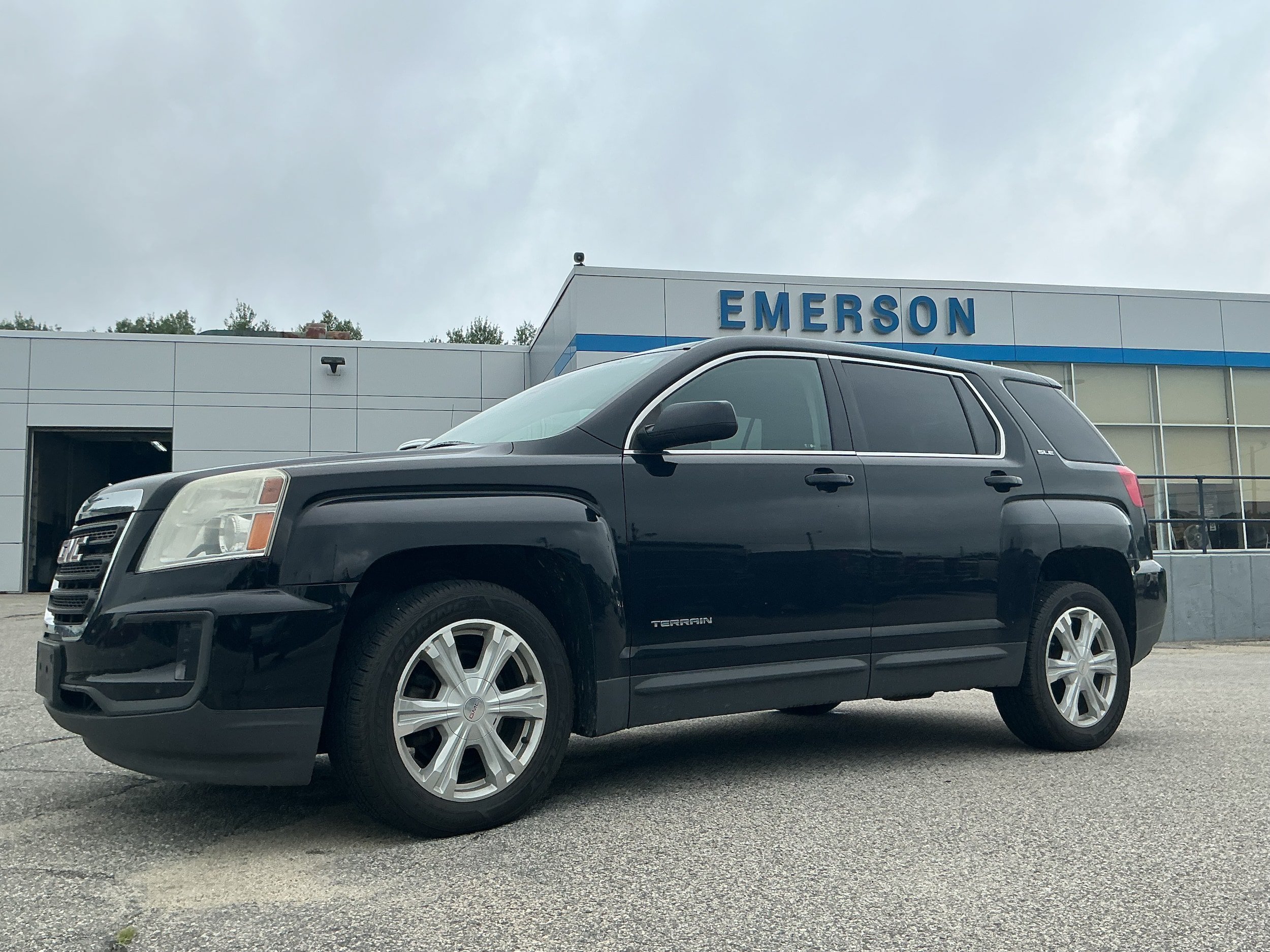 Used 2017 GMC Terrain SLE AWD/4WD video 1