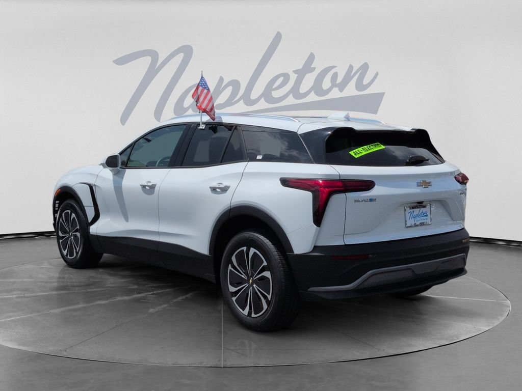 Used 2024 Chevrolet Blazer EV LT AWD/4WD image 6