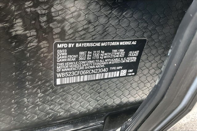 Used 2024 BMW iX xDrive50 w/ Premium Package AWD/4WD image 34