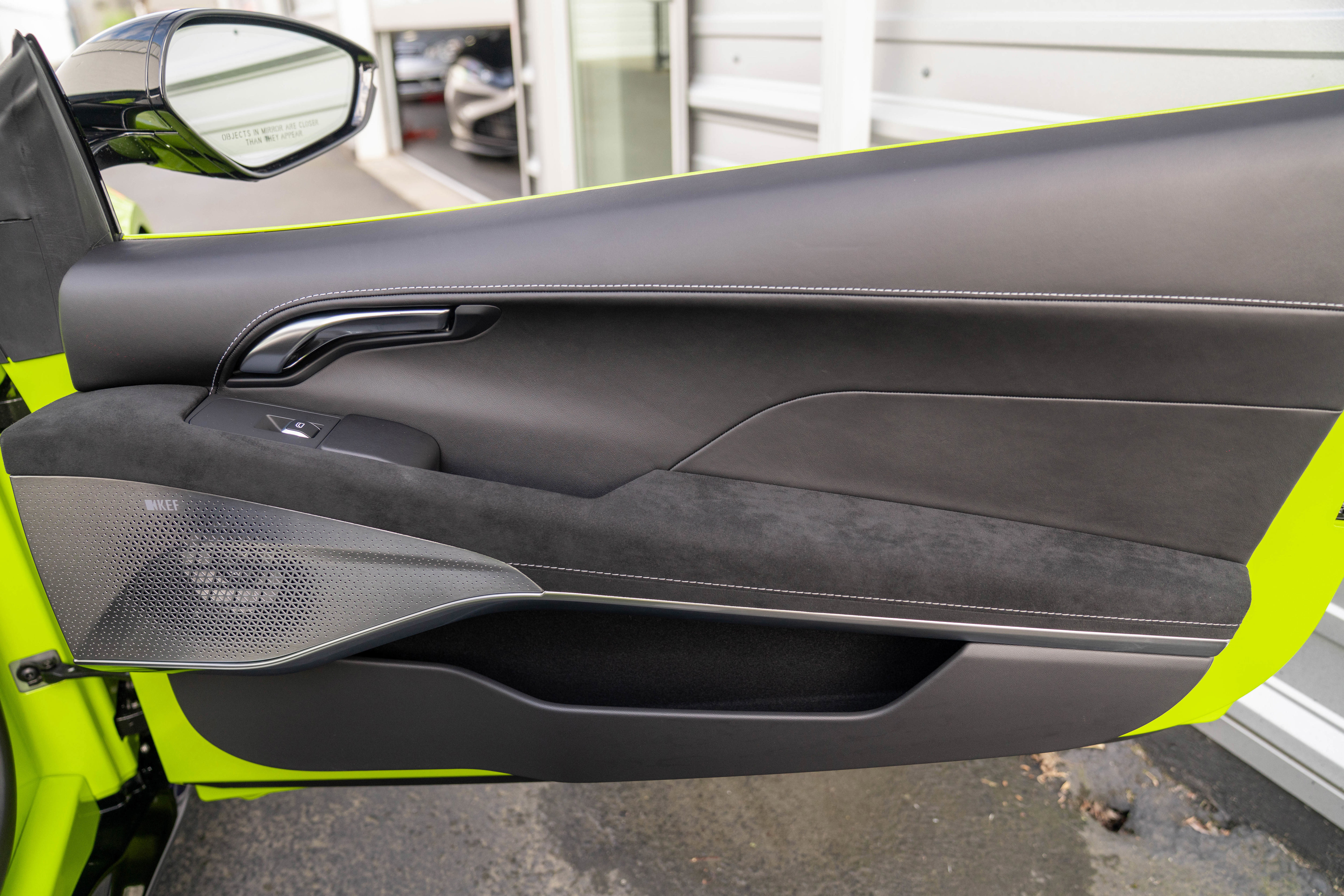 Used 2025 Lotus Emira RWD image 32
