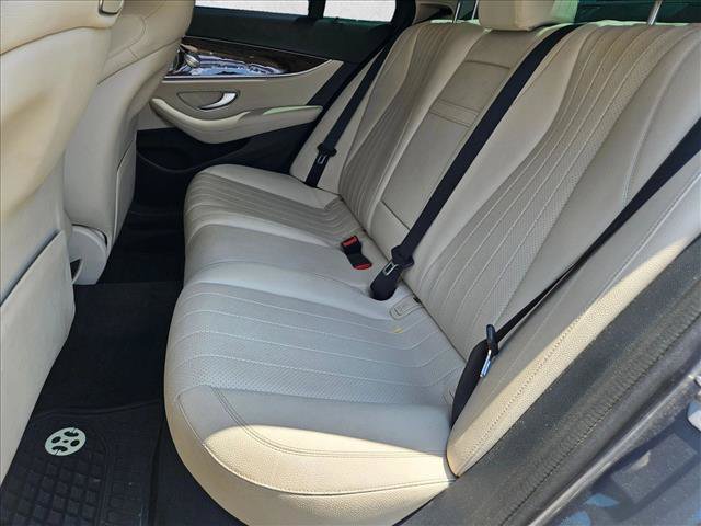 Used 2018 Mercedes-Benz E 300 image 13