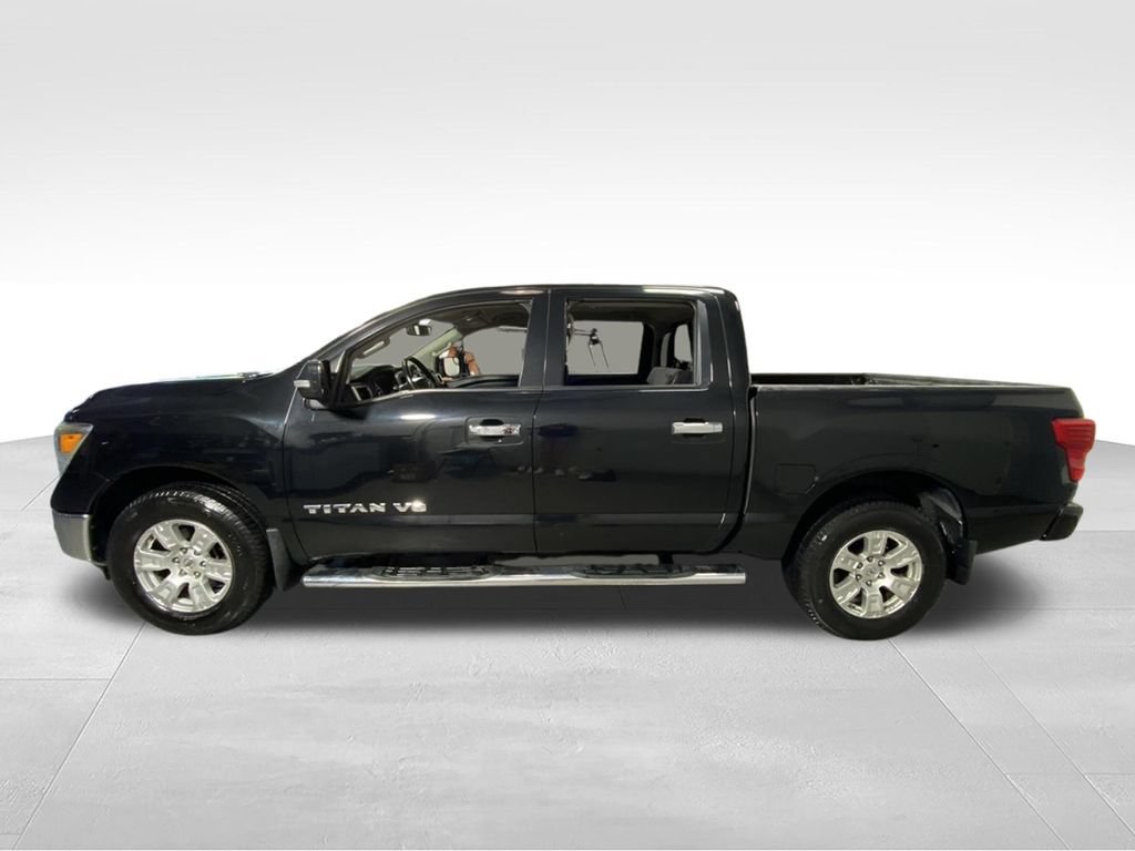 Used 2019 Nissan Titan SV w/ SV Convenience Package AWD/4WD image 7