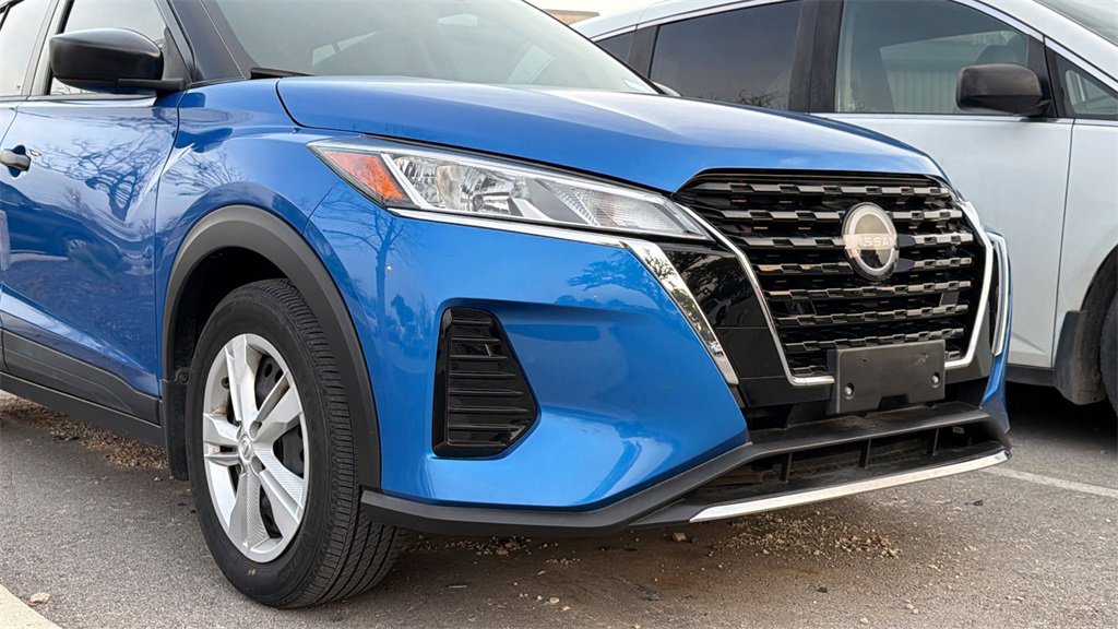 Used 2023 Nissan Kicks S image 12