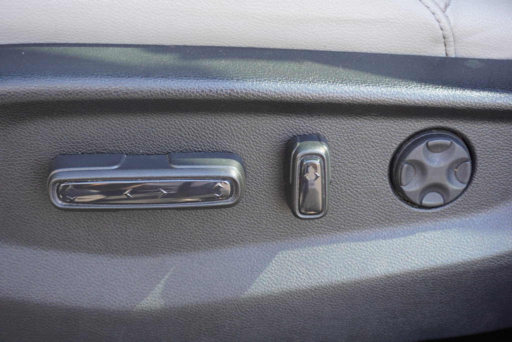 Used 2022 Honda CR-V Touring image 27