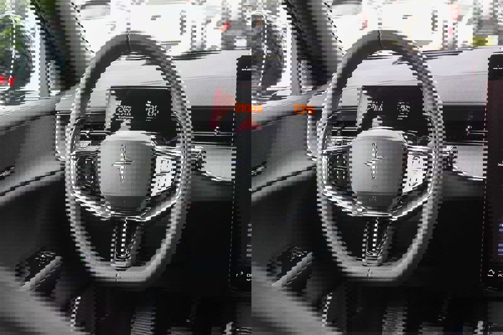 Used 2025 Polestar Polestar 3 image 17