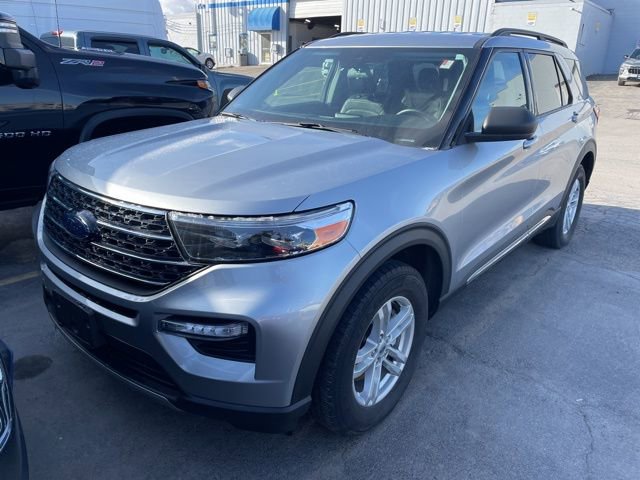 Used 2021 Ford Explorer XLT w/ Equipment Group 202A image 3
