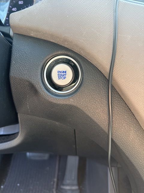 Used 2017 Hyundai Santa Fe Sport image 4