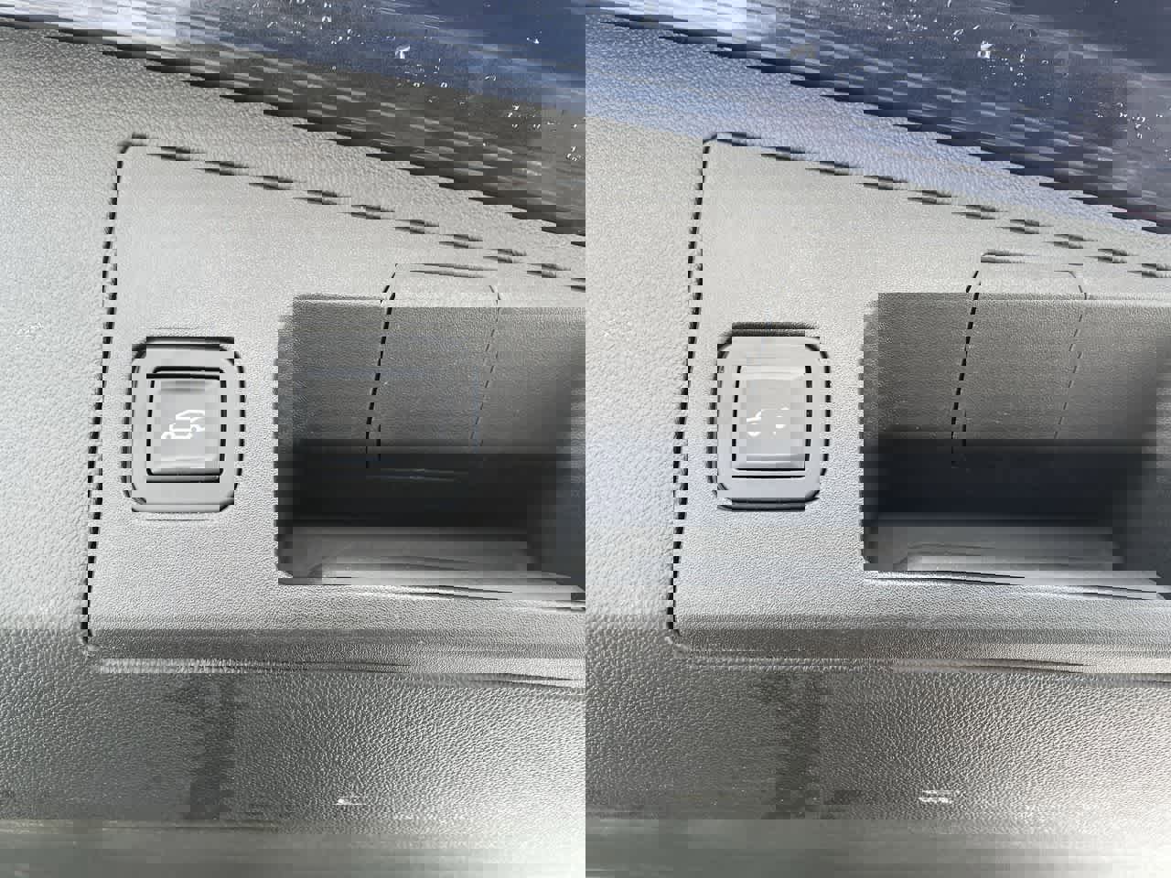 Used 2017 Cadillac XT5 Luxury w/ Driver Awareness Package image 18