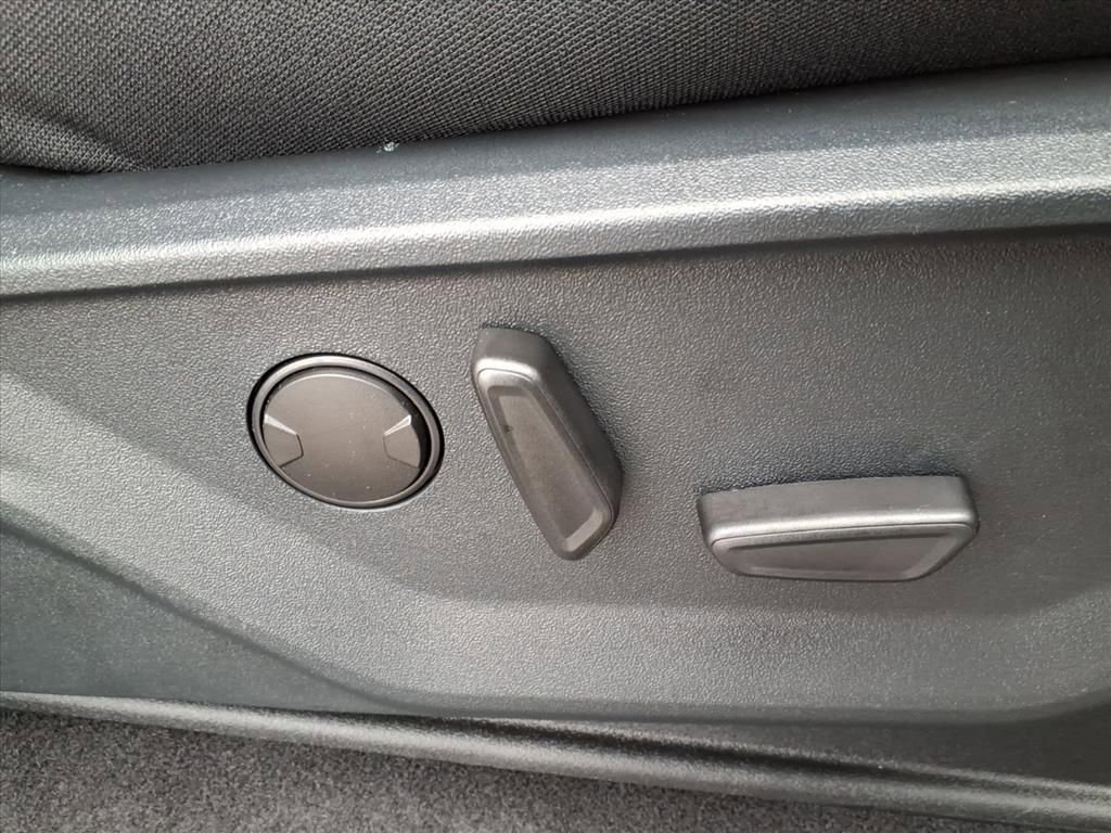 New 2026 Ford F150 XLT w/ Equipment Group 302A MID image 15