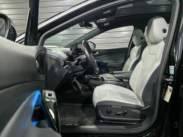 Used 2021 Volkswagen ID.4 Pro S image 13