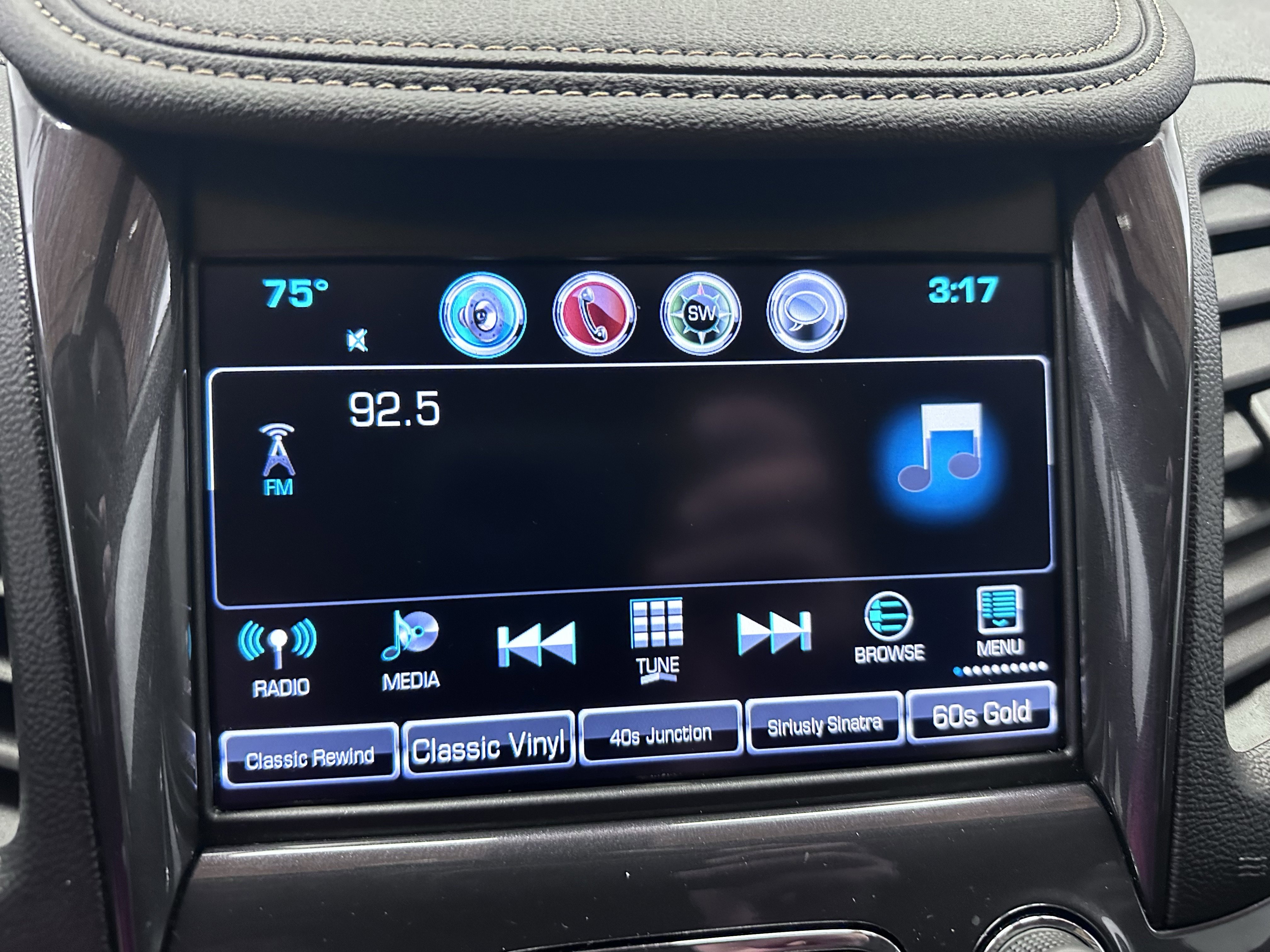 Used 2017 Chevrolet Impala LT w/ Convenience Package FWD image 41