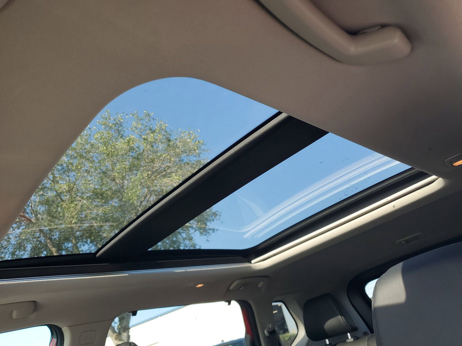 Used 2021 Nissan Rogue SV w/ Premium Package FWD image 29