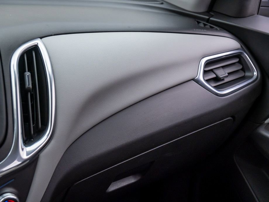 Used 2020 Chevrolet Equinox LS w/ LS Convenience Package image 26