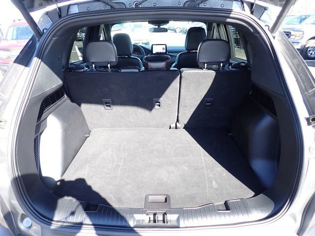 Certified 2025 Ford Escape ST-Line Select image 8