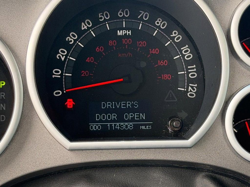 Used 2017 Toyota Sequoia Platinum image 27