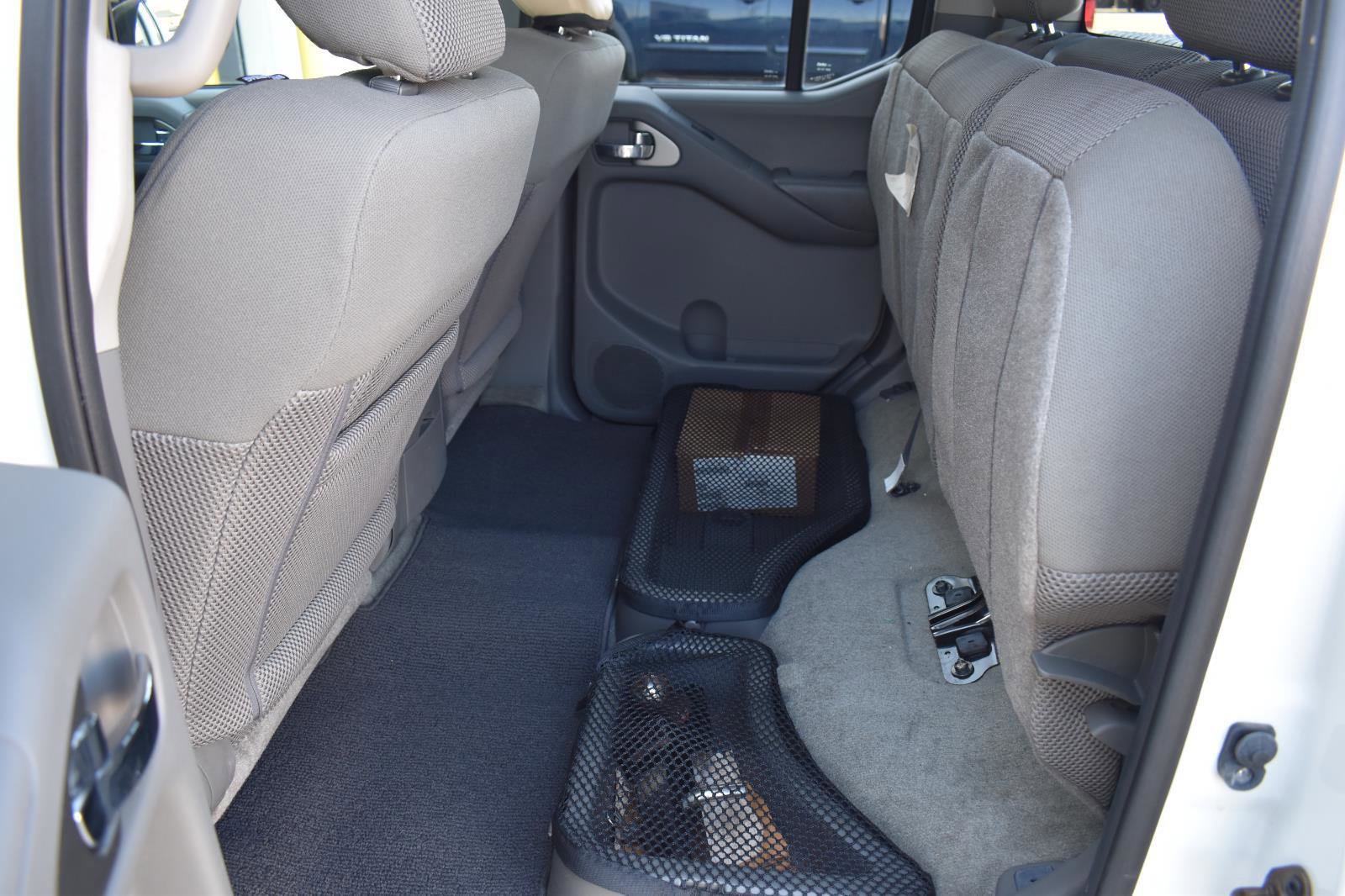 Used 2015 Nissan Frontier SV w/ SV Value Truck Package image 35