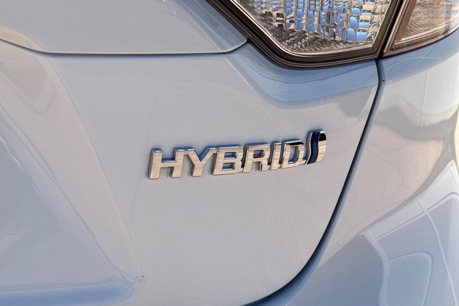 Certified 2022 Toyota Corolla LE FWD image 34