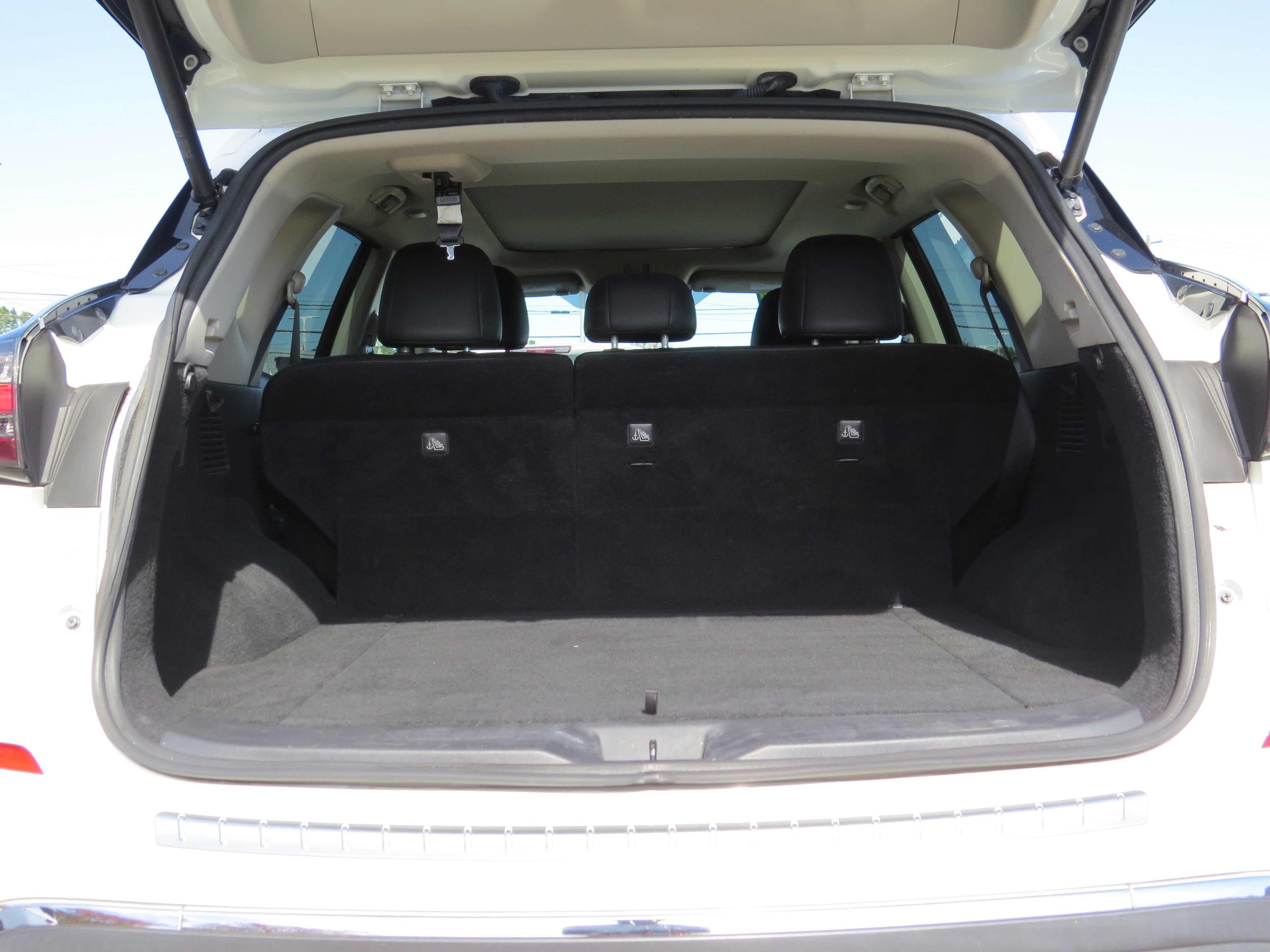 Used 2021 Nissan Murano SL w/ SL Moonroof Package image 12