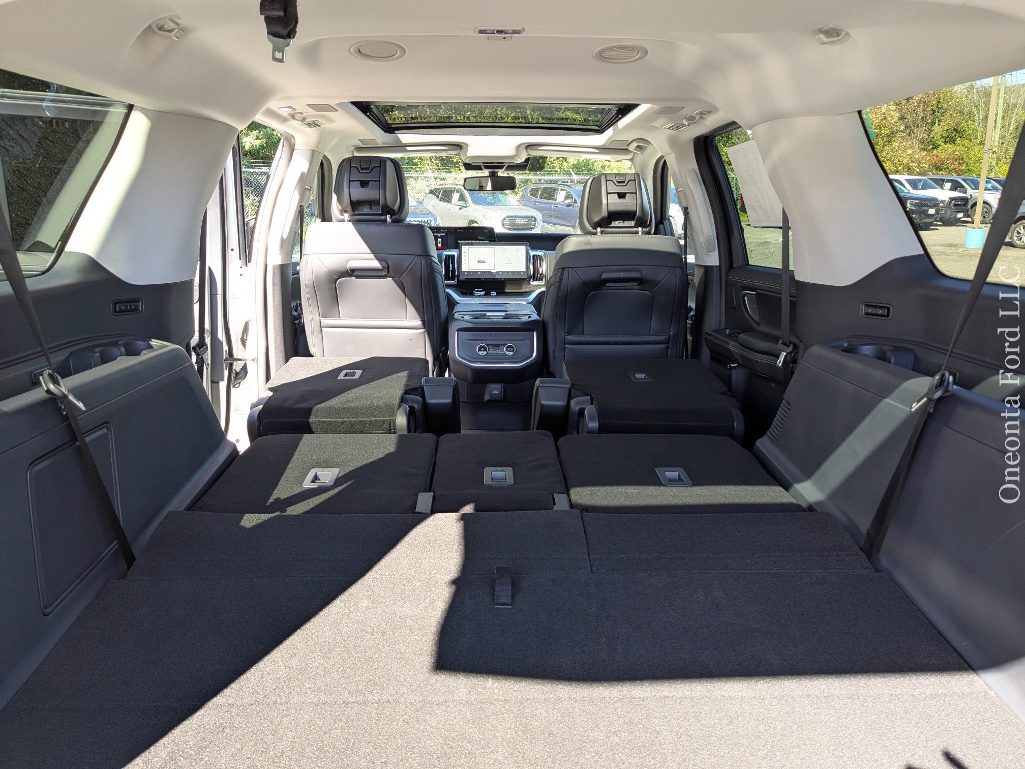 New 2027 Ford Expedition Max Platinum w/ Driver's Package AWD/4WD image 13