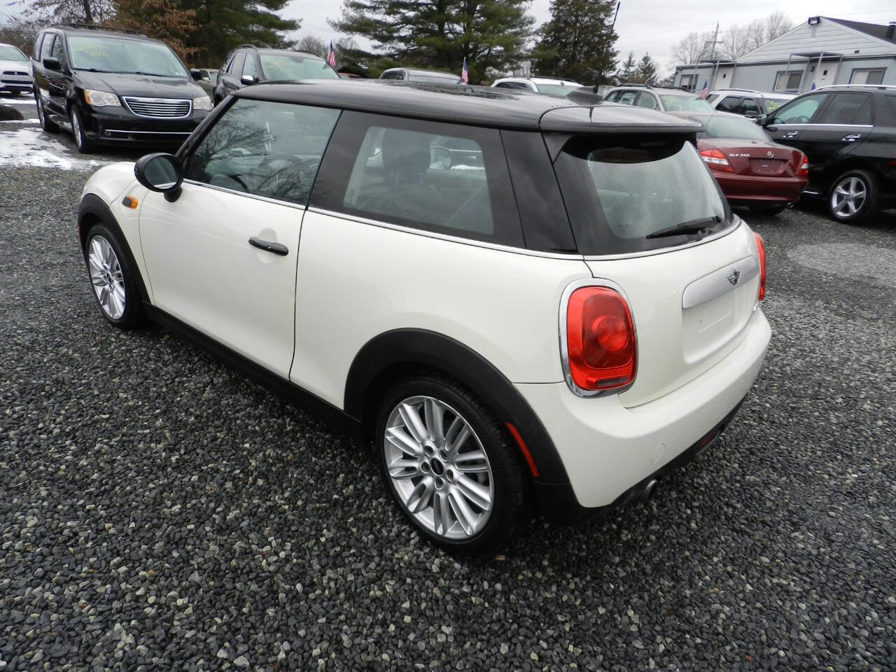 Used 2015 MINI Cooper 2-Door Hardtop w/ Cold Weather Package image 9