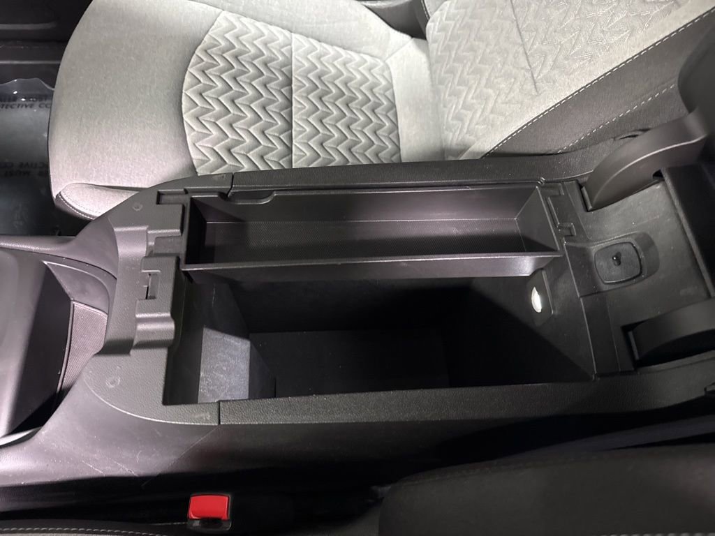 Used 2023 Chevrolet Equinox LS FWD image 29