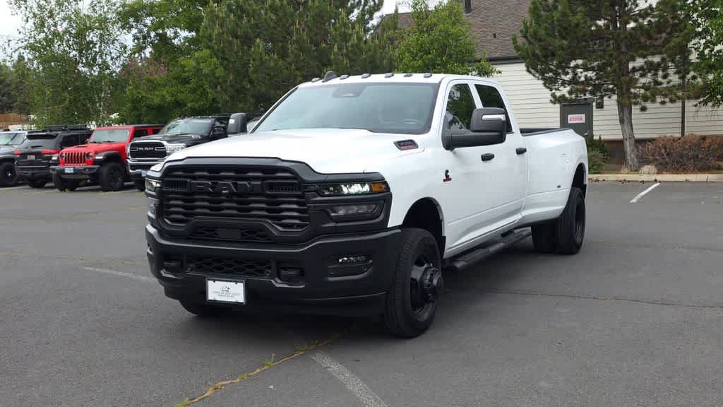 New 2026 RAM 3500 Tradesman AWD/4WD image 4