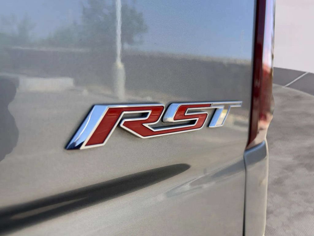 Used 2026 Chevrolet Silverado 1500 RST RWD image 33
