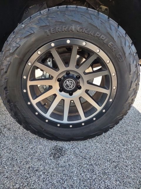 Used 2023 Toyota Tundra Limited image 25