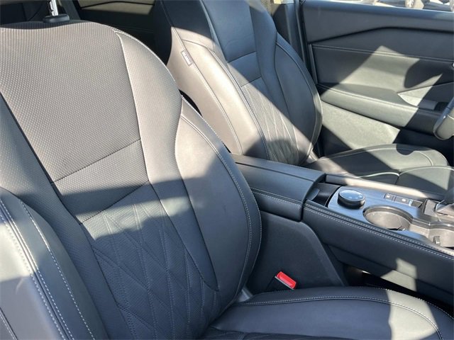 Used 2024 Nissan Rogue Platinum image 26