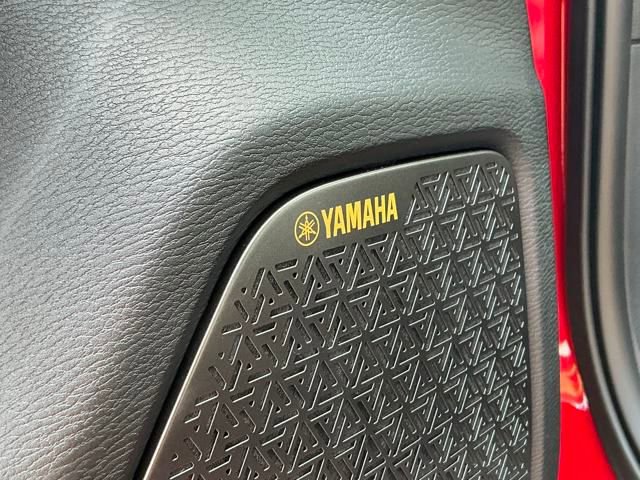 New 2025 Mitsubishi Outlander SE image 13