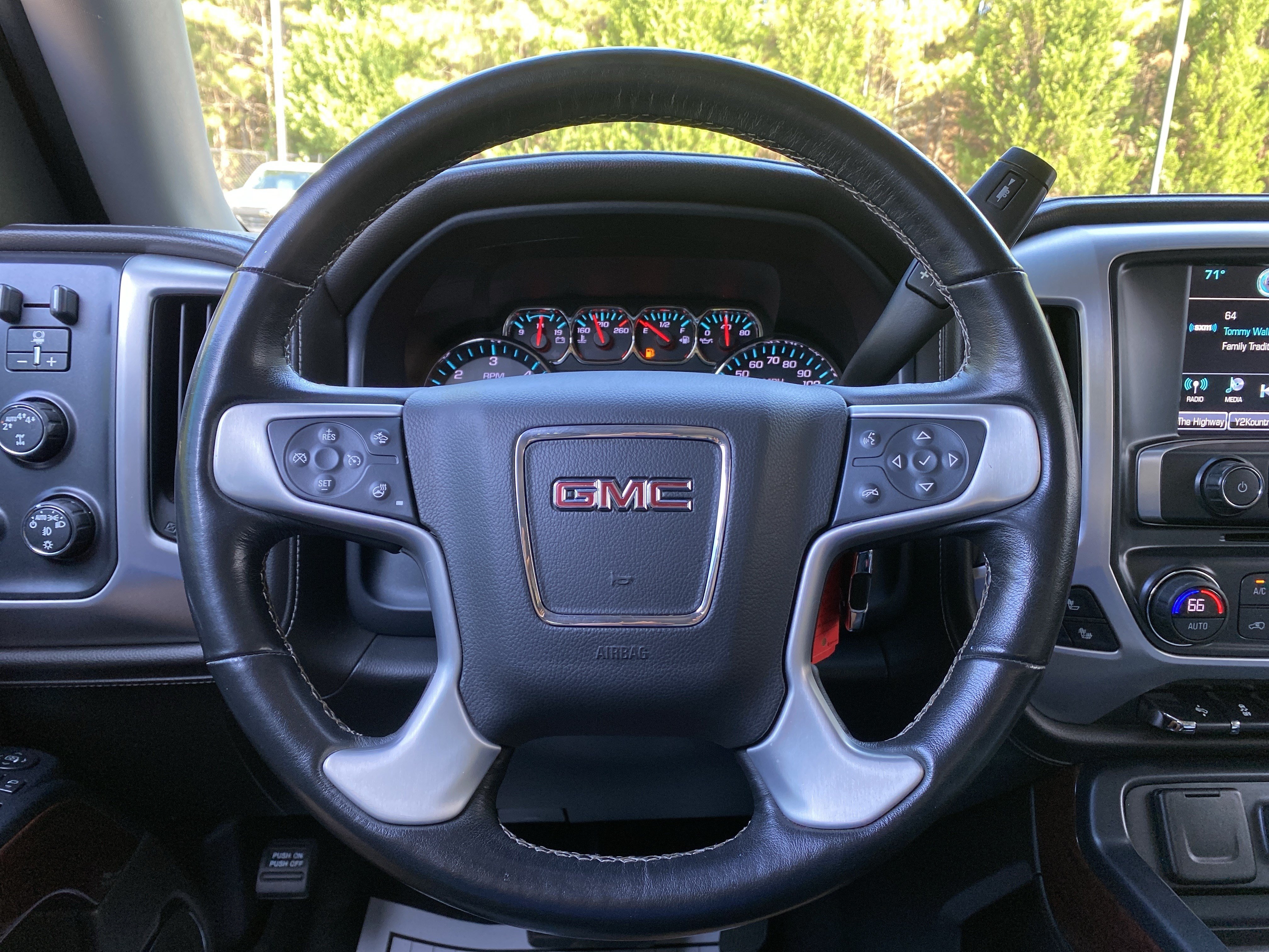 Used 2018 GMC Sierra 1500 SLT AWD/4WD image 19
