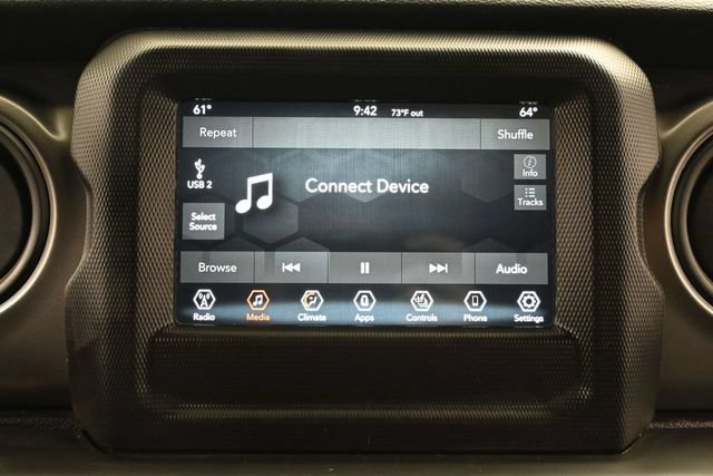 Used 2022 Jeep Wrangler Unlimited Sport AWD/4WD image 35