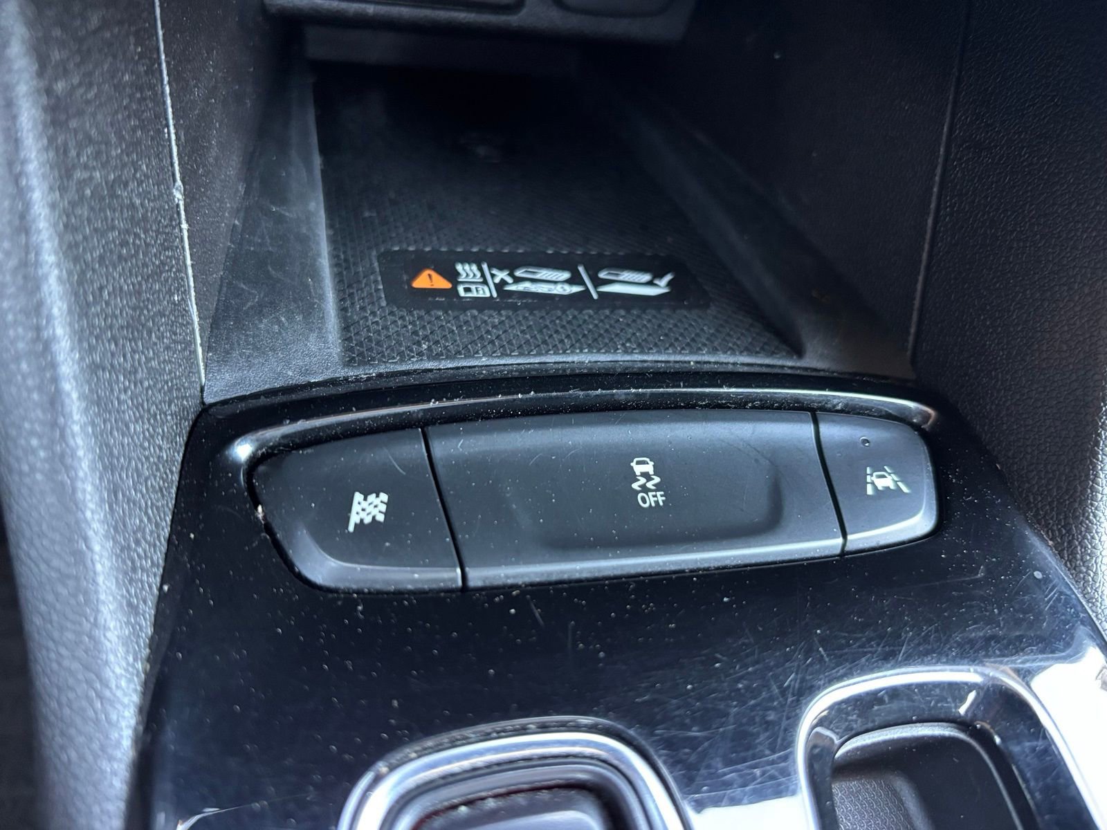 Used 2023 Chevrolet Bolt EUV LT FWD image 23