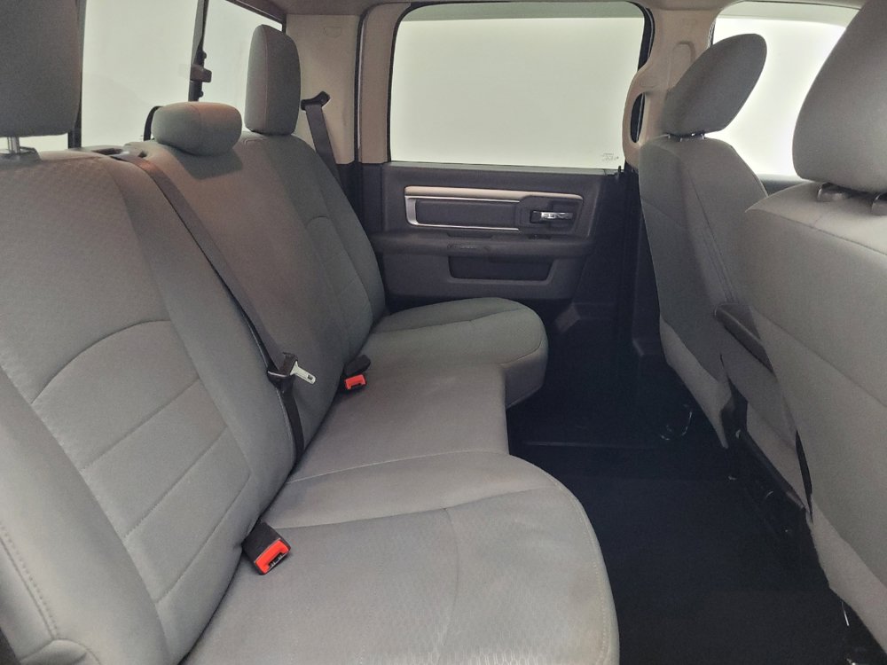 Used 2019 RAM 1500 Classic SLT RWD image 19