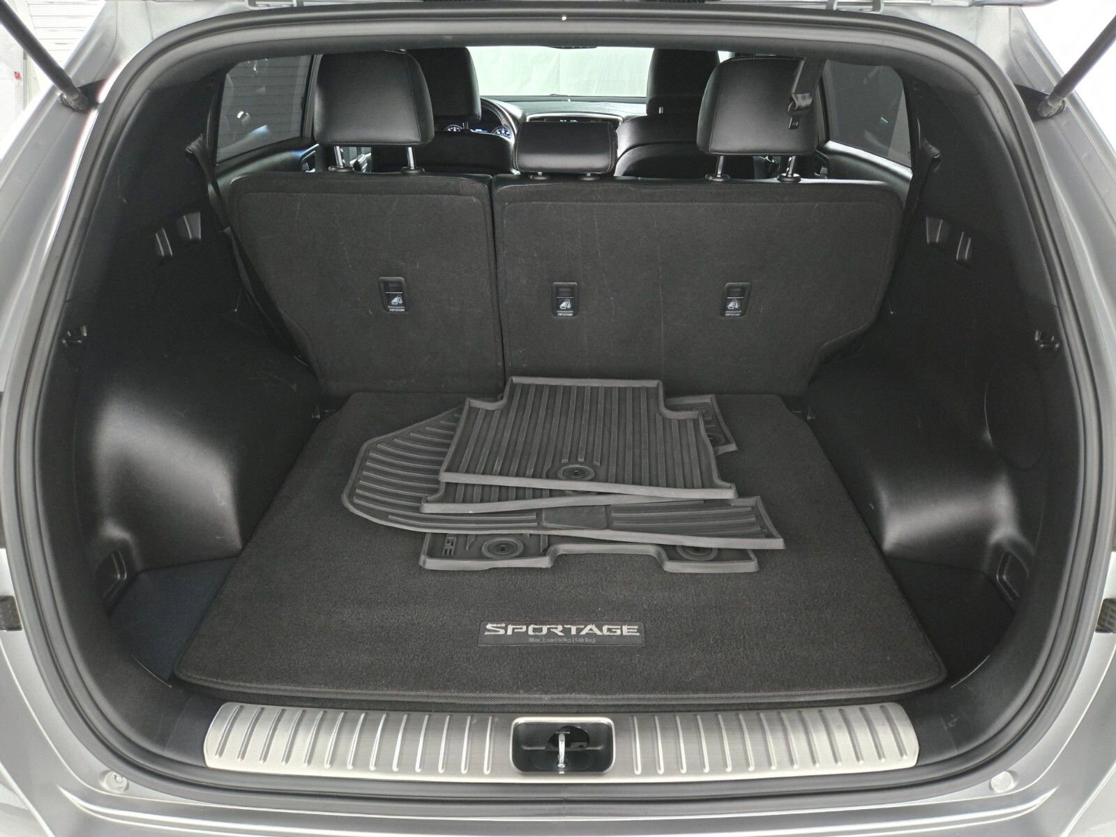 Used 2022 Kia Sportage Nightfall Edition w/ Nighfall AWD Premium Package image 15