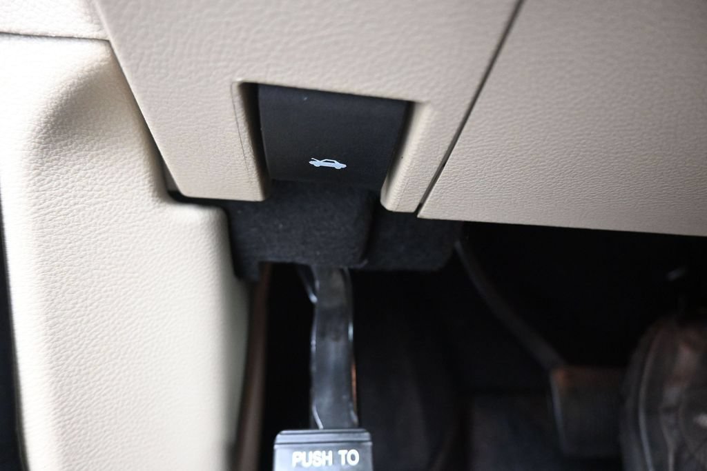 Used 2019 Jeep Grand Cherokee Limited AWD/4WD image 28