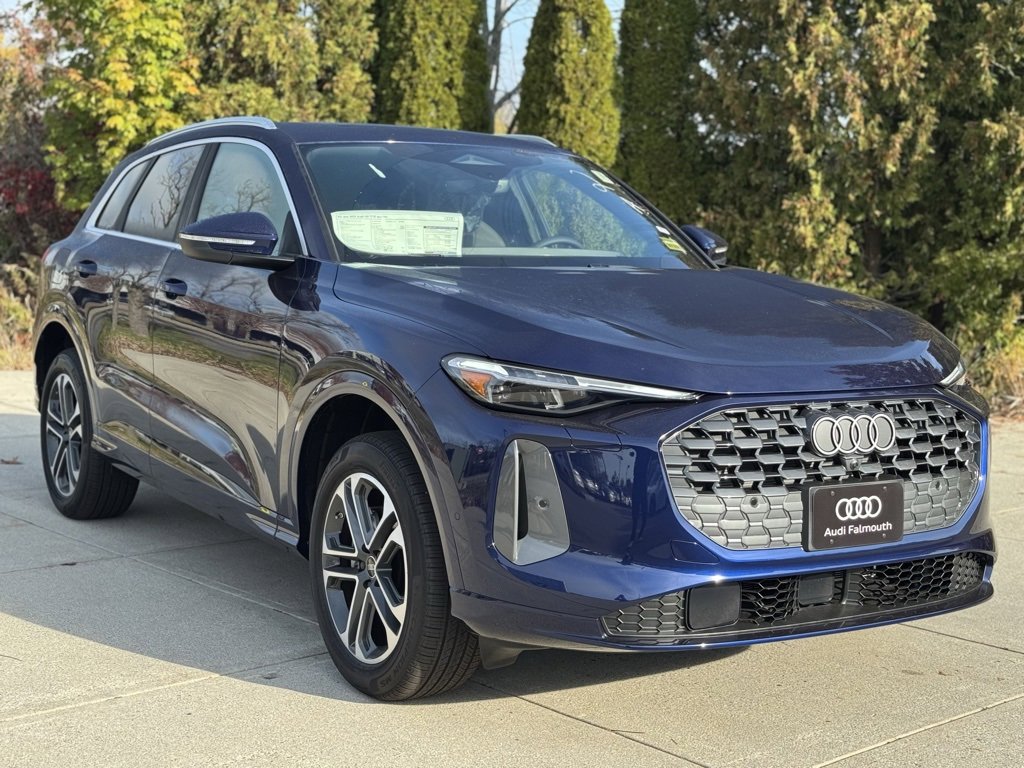 New 2025 Audi Q5 Premium Plus