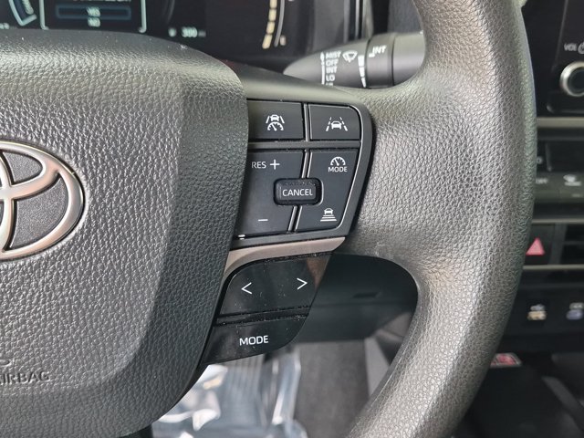Used 2025 Toyota Camry LE FWD image 25