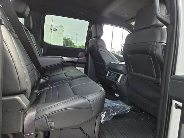 New 2026 Ford F450 Platinum w/ FX4 Off-Road Package AWD/4WD image 15