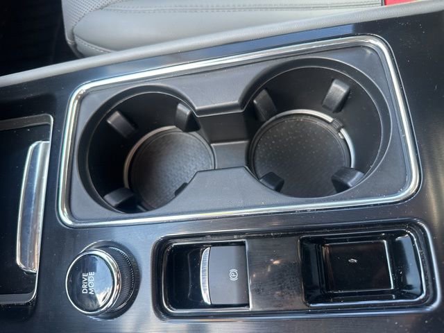 Used 2022 Lincoln Corsair Standard w/ Equipment Group 101A image 19