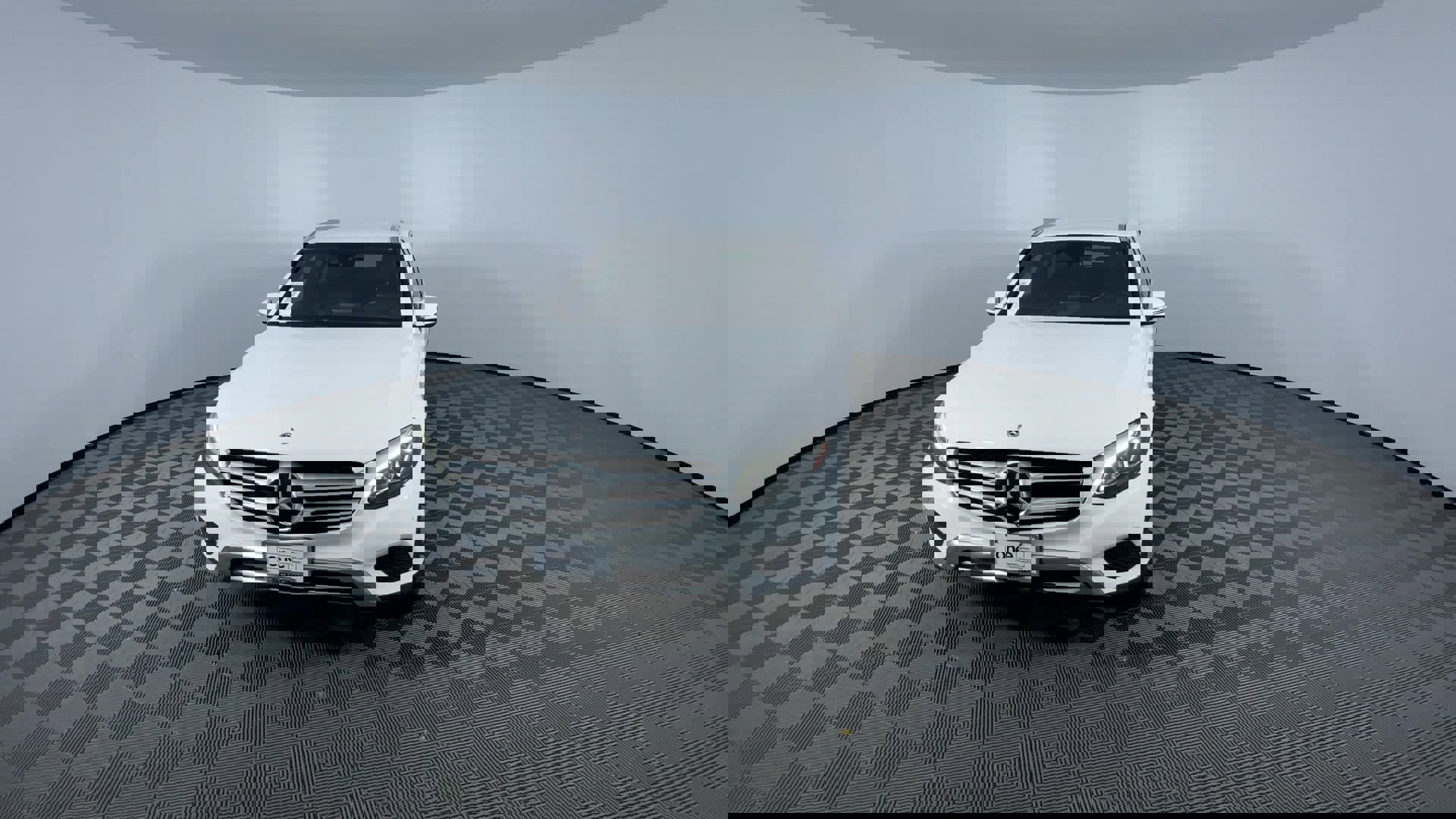 Used 2018 Mercedes-Benz GLC 300 image 3