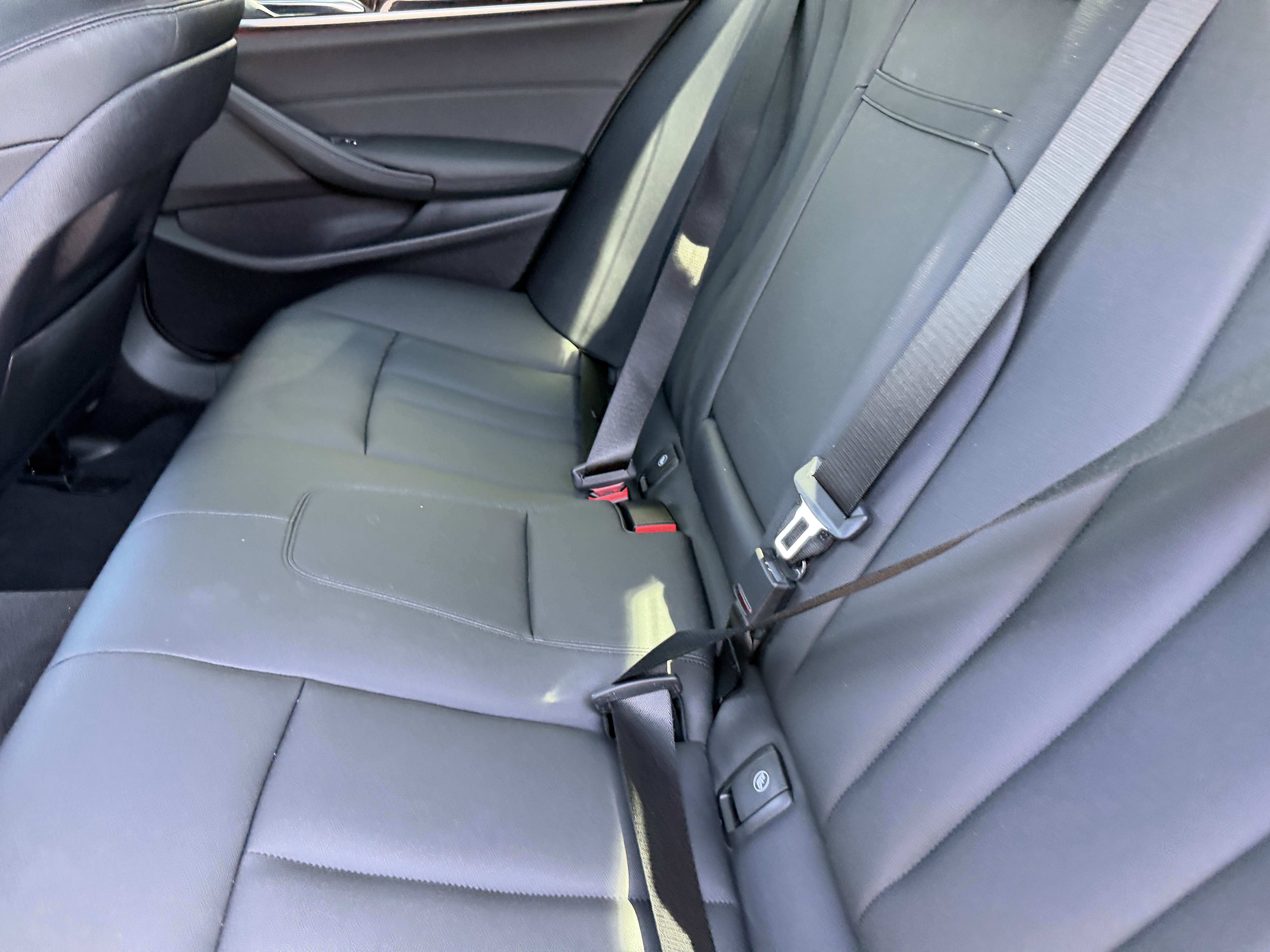 Used 2019 BMW 530i w/ Convenience Package RWD image 20