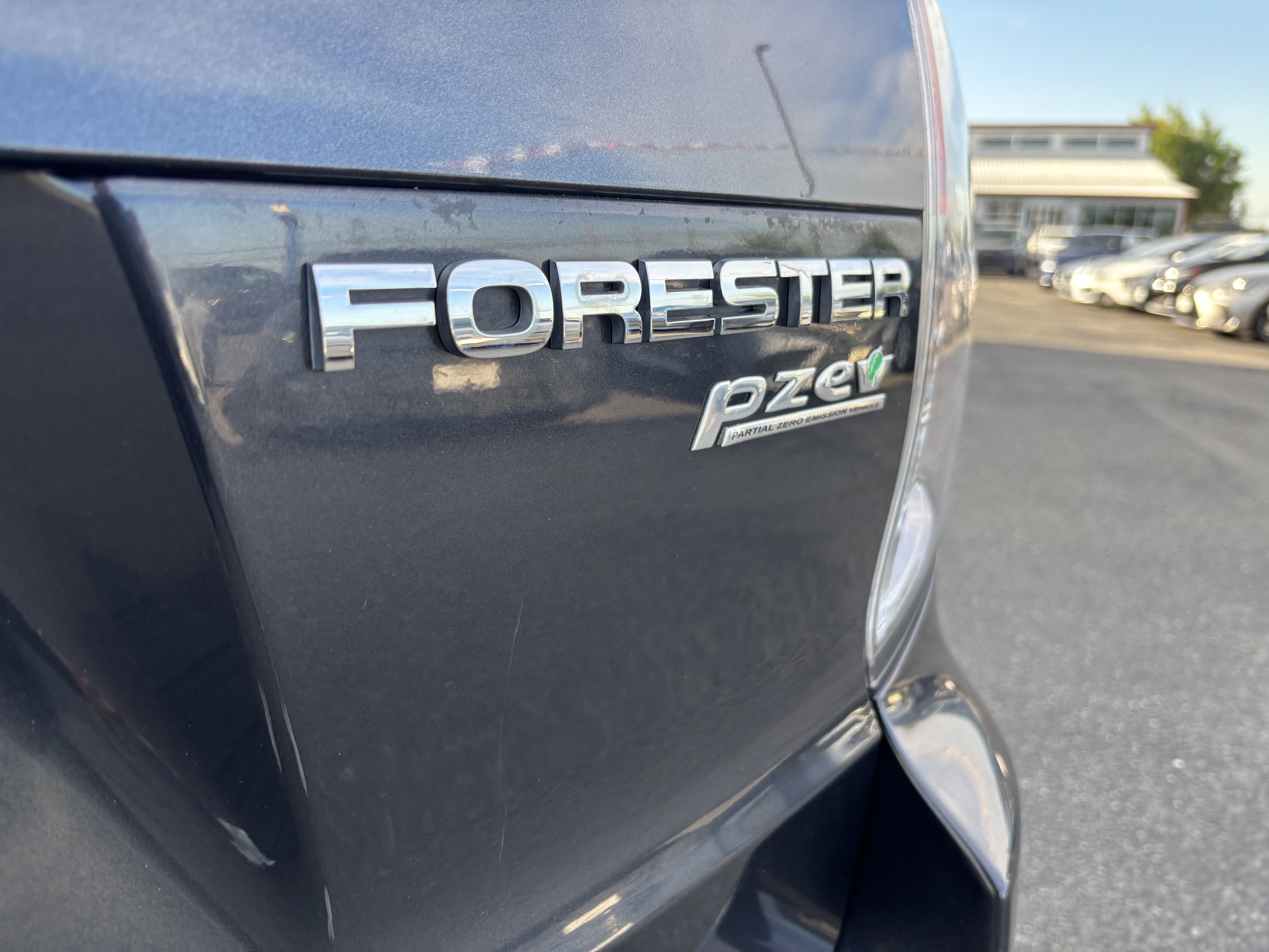 Used 2012 Subaru Forester 2.5X Limited AWD/4WD image 10