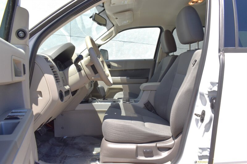 Used 2009 Ford Escape 2WD Hybrid image 10